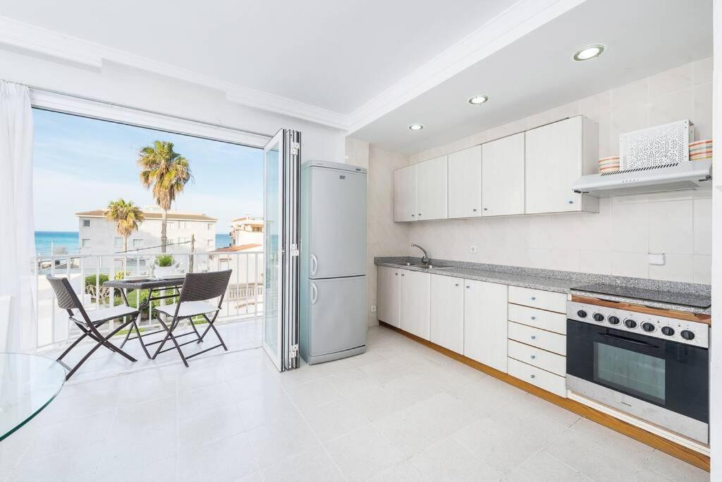 Cozy Apartment With Sea Views,Can Picafort Кан Пикафорт Екстериор снимка